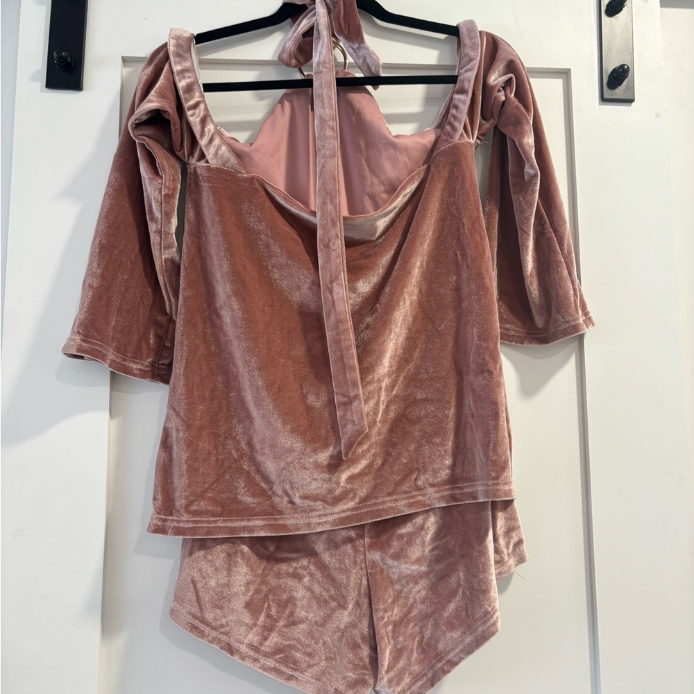 Sabo Luxe Velvet Ring Playsuit Pink Size XS - Picture 6 of 7